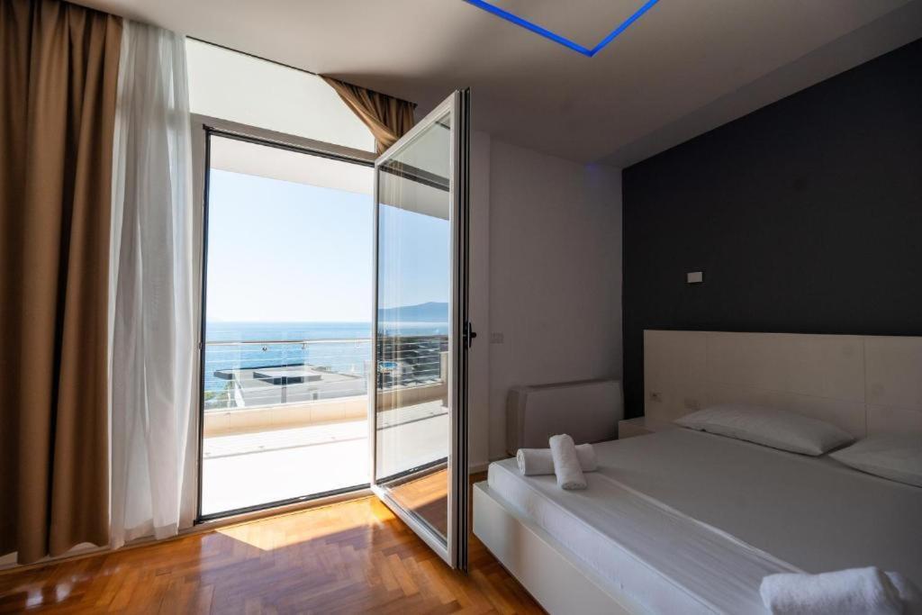 Thea Hotel — Вльора, Албанія мініатюра 16