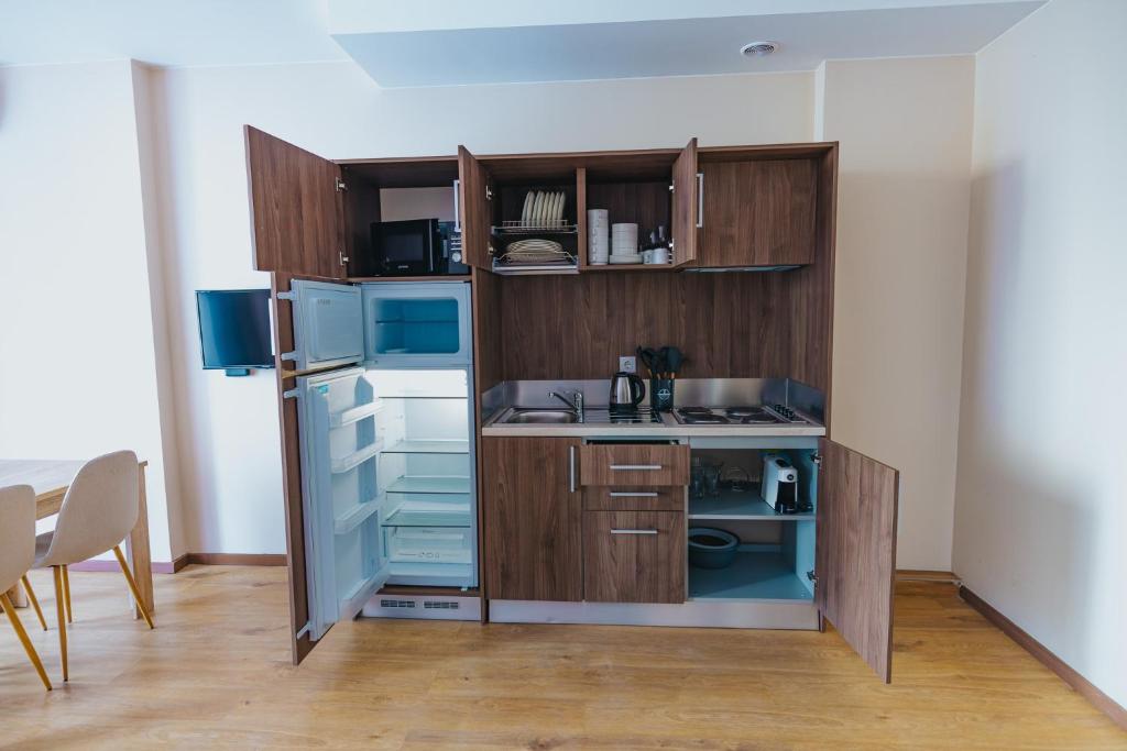 Komunna Luxe Hotel & Apartments — Батумі, Грузія мініатюра 7