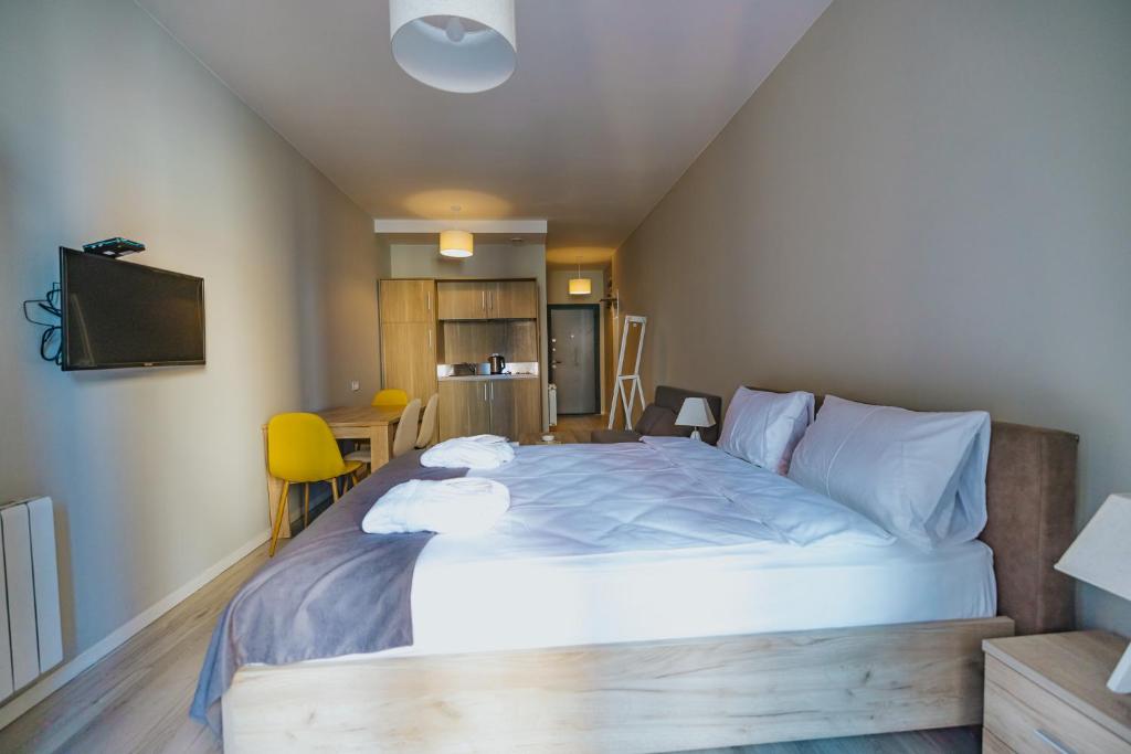 Komunna Luxe Hotel & Apartments — Батумі, Грузія мініатюра 6