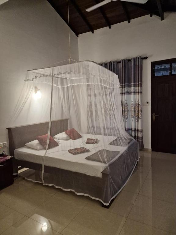 Hiru Resort Inn — Унаватуна, Шрі Ланка мініатюра 6