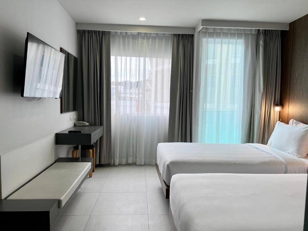 Centro One Patong — о. Пхукет, Таїланд мініатюра 7
