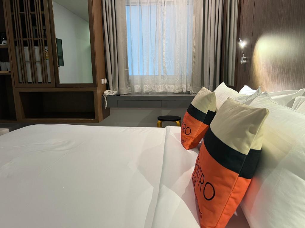 Centro One Patong — о. Пхукет, Таїланд мініатюра 6