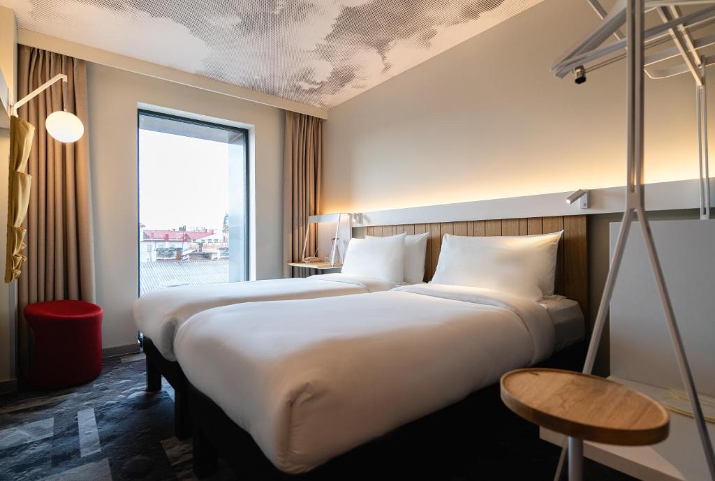 ibis Lviv Center Franka — Львів, Україна мініатюра 7