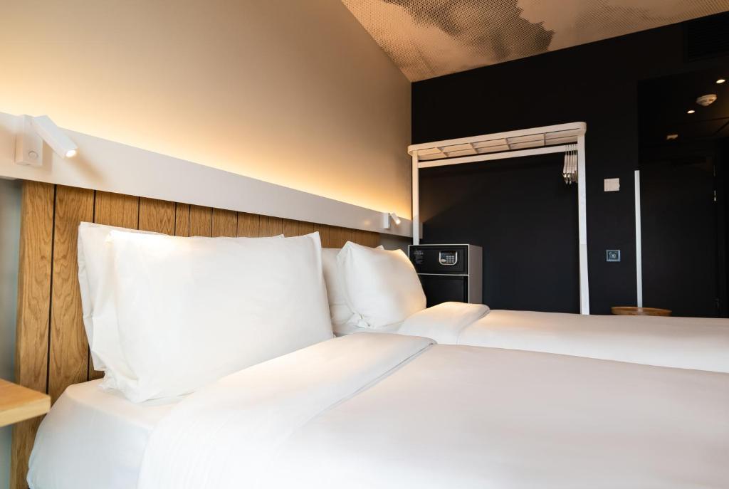 ibis Lviv Center Franka — Львів, Україна мініатюра 6