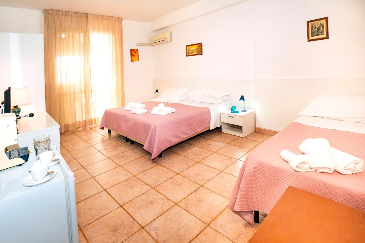 Fernanda Hotel Letojanni — Таорміна, Італія мініатюра 6