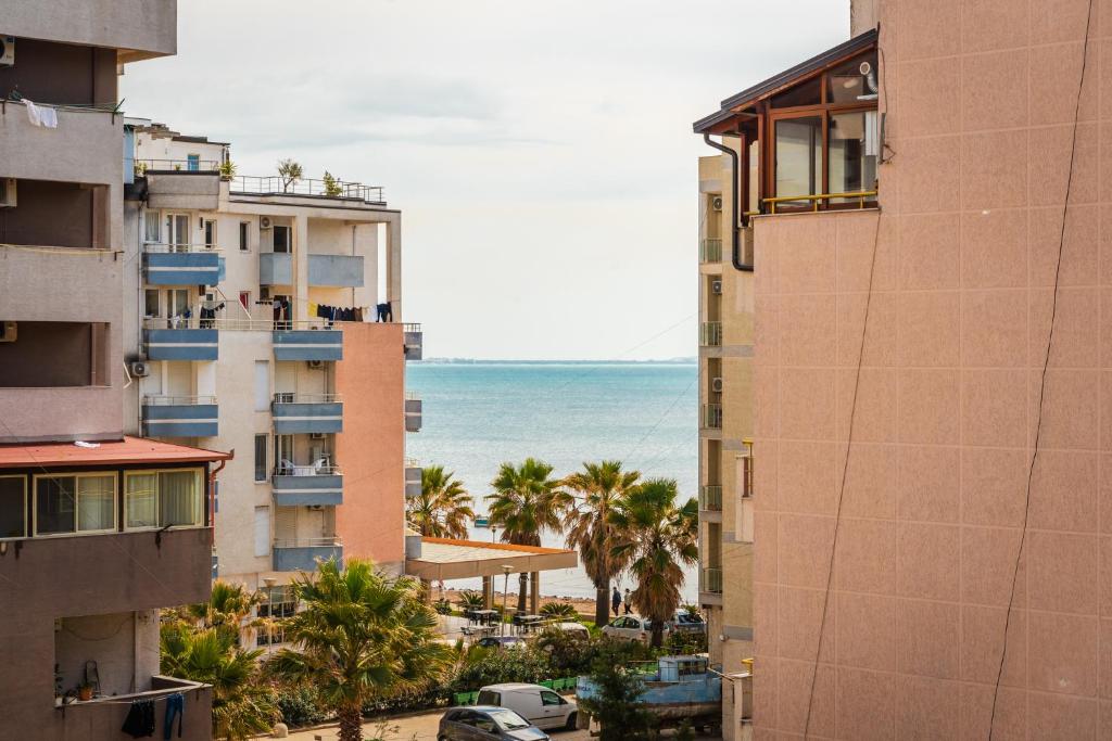 Relax Inn Hotel Durres — Дуррес, Албанія мініатюра 45