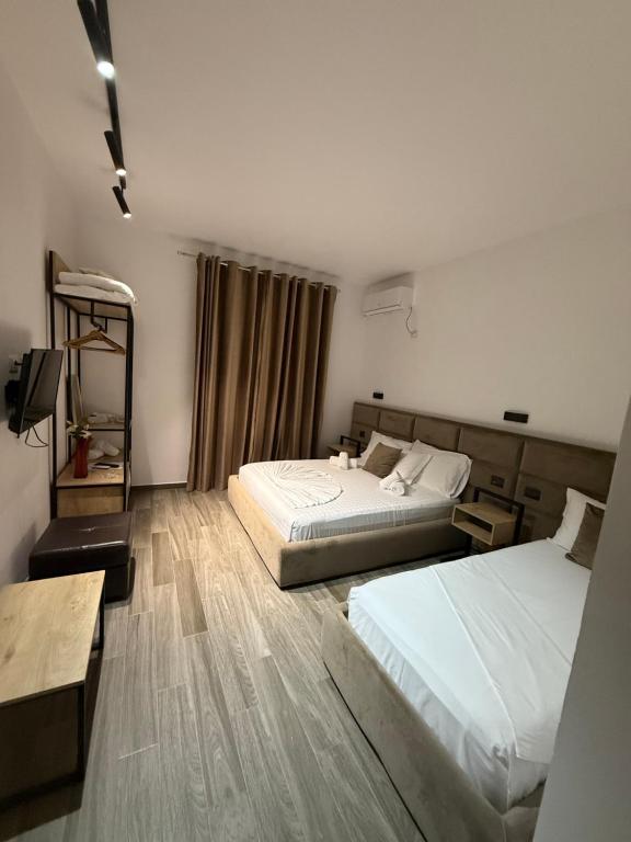 Noel Hotel — Вльора, Албанія мініатюра 7