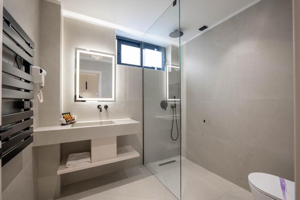 Sasso Hotel Vlore — Вльора, Албанія мініатюра 9