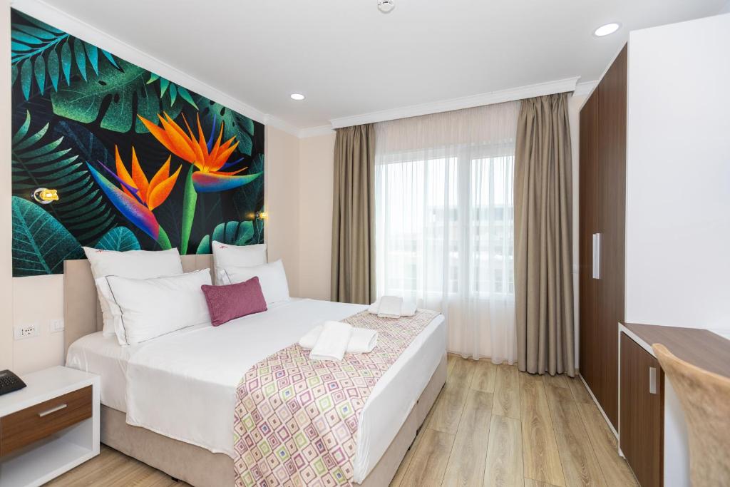 Britania Hotel — Вльора, Албанія мініатюра 7