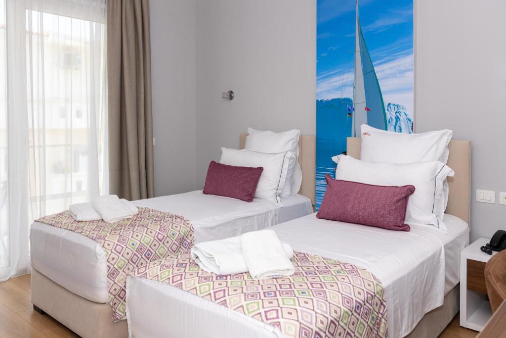 Britania Hotel — Вльора, Албанія мініатюра 8