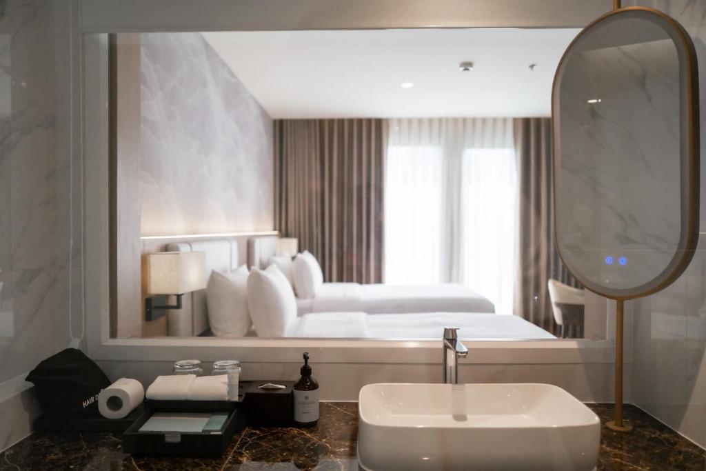 Samsara Hotel Pattaya — Паттайя, Таїланд мініатюра 8