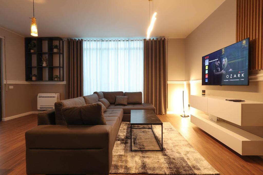 Grandstay Apartments Durres — Дуррес, Албанія мініатюра 13
