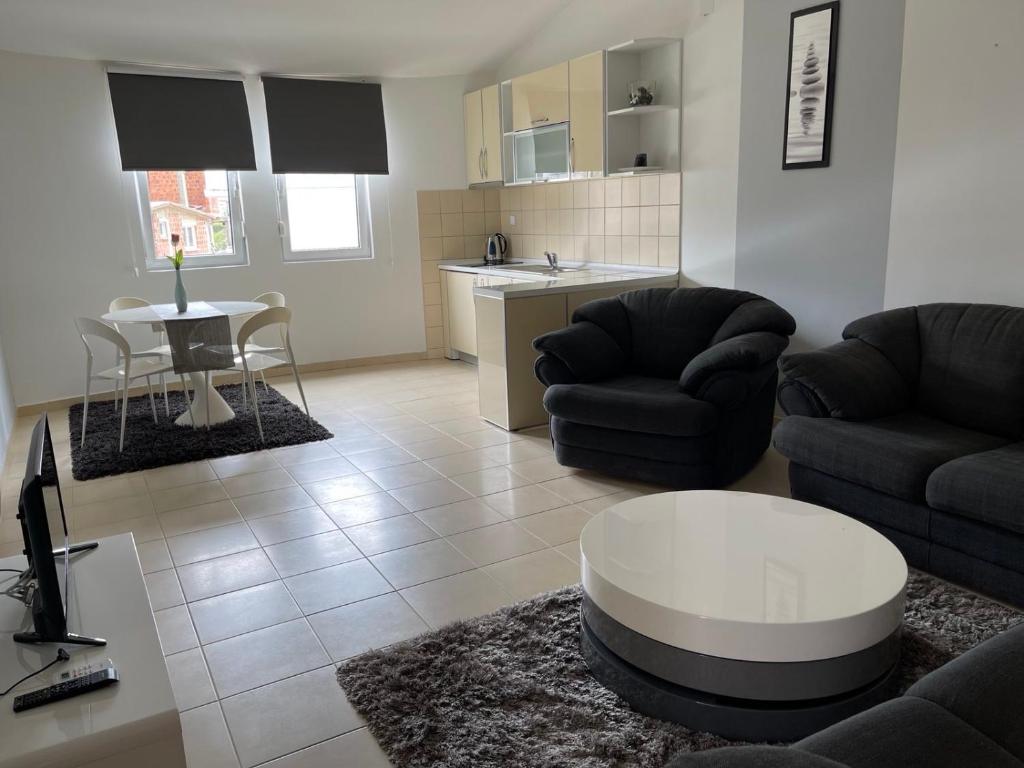 ApartsDobraVoda — Добра Вода, Чорногорія мініатюра 6