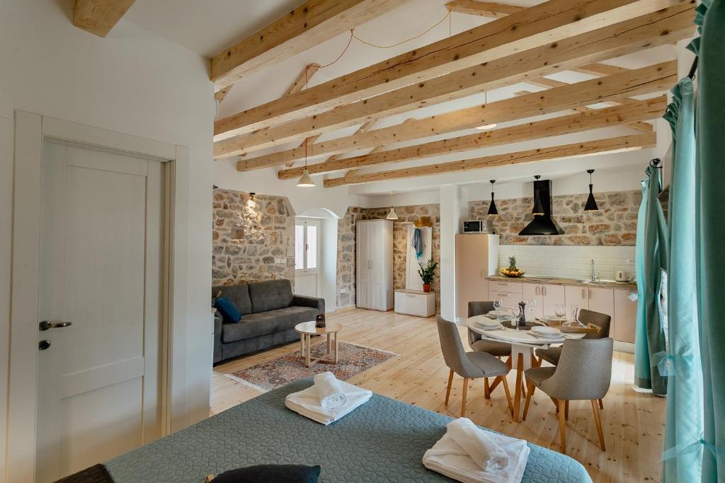 Conborgo Apartments — Кумбор, Чорногорія мініатюра 7