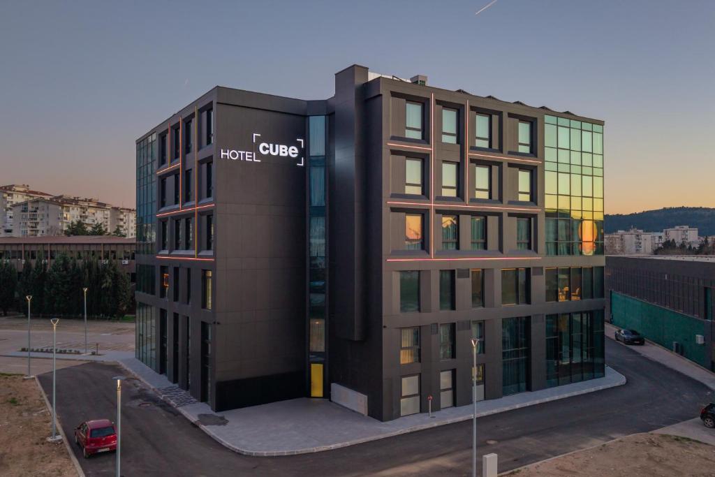 Cube Hotel — Бар, Чорногорія мініатюра 12