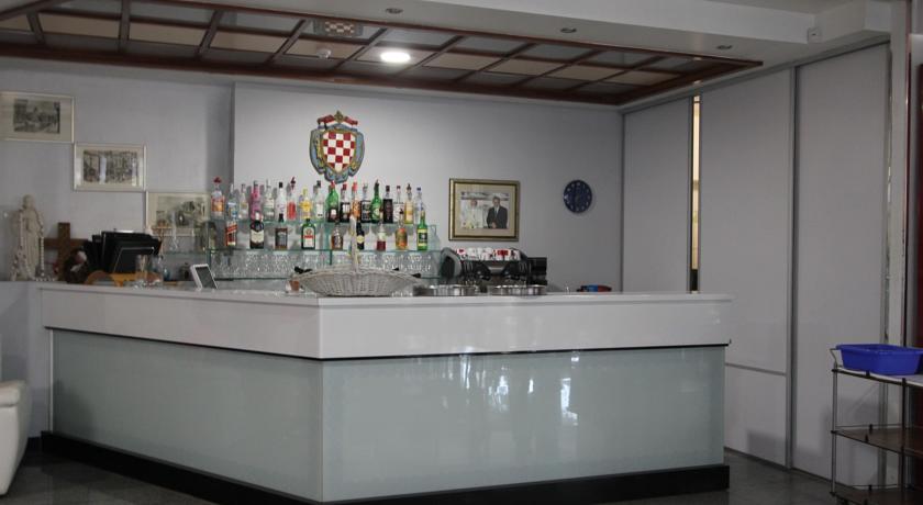 Sveti Kriz Hotel — о. Чіово, Хорватія мініатюра 7