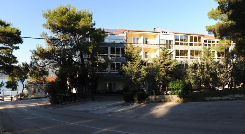 Sveti Kriz Hotel — о. Чіово, Хорватія мініатюра 8