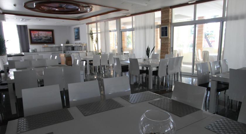 Sveti Kriz Hotel — о. Чіово, Хорватія мініатюра 20
