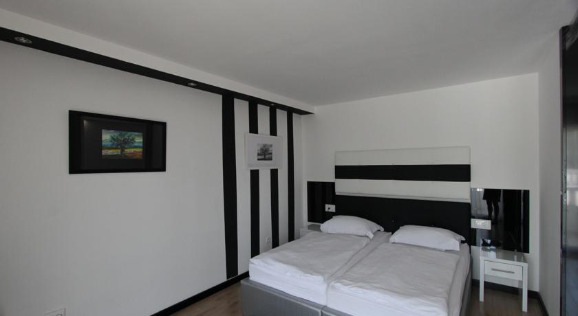 Sveti Kriz Hotel — о. Чіово, Хорватія мініатюра 24