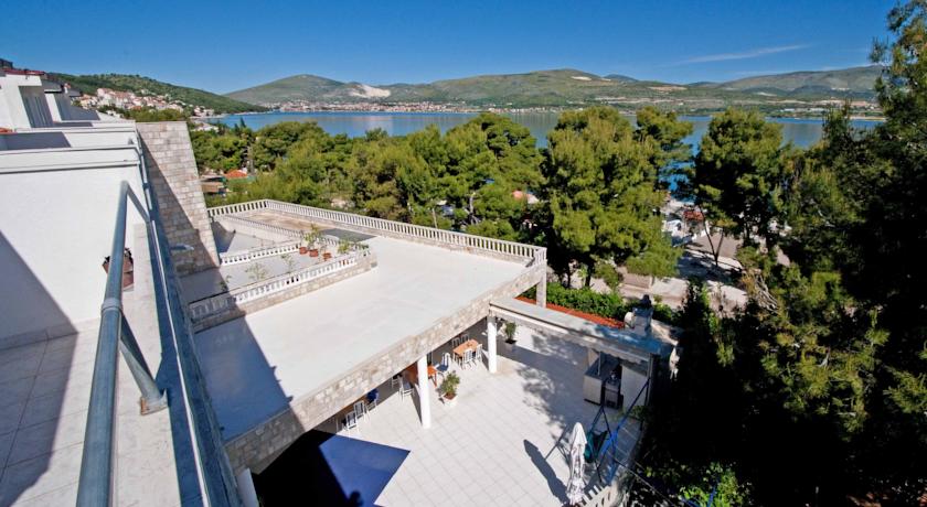 Sveti Kriz Hotel — о. Чіово, Хорватія мініатюра 39