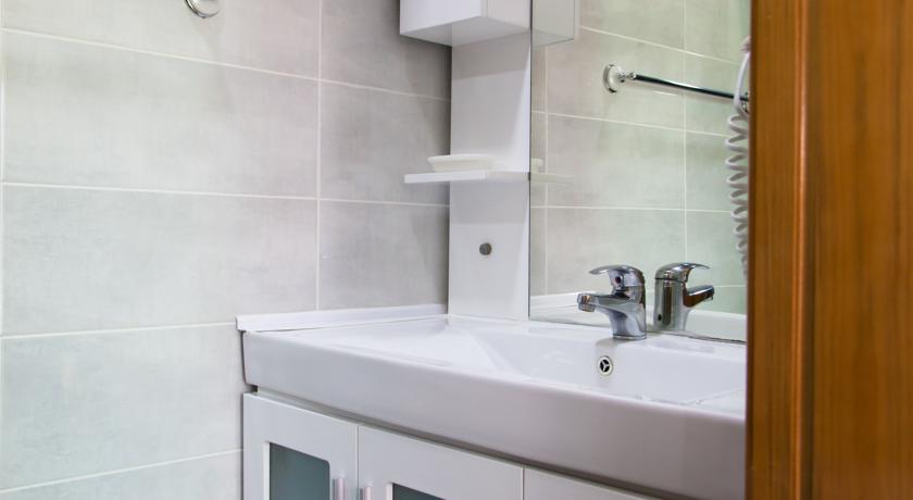 Holiday Apartments — Барська рівʼєра, Чорногорія мініатюра 16