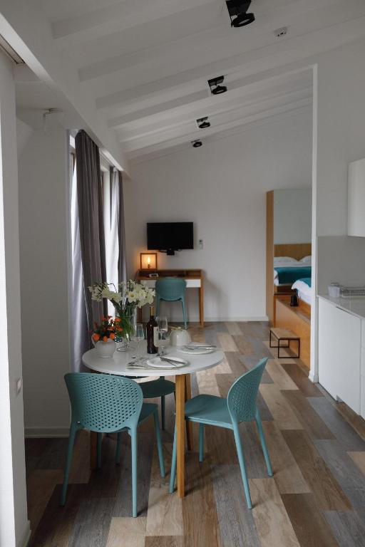 Mariinsky Apartments & Hotel — Батумі, Грузія мініатюра 30