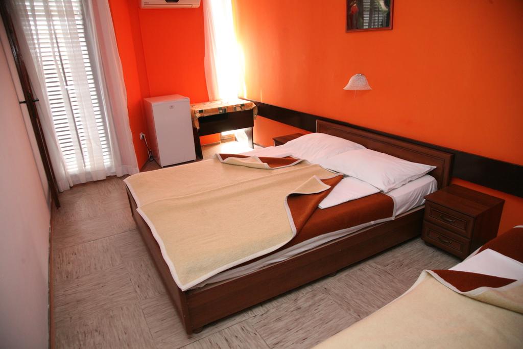 Kamelija Hotel — Боко-Которська бухта, Чорногорія мініатюра 18