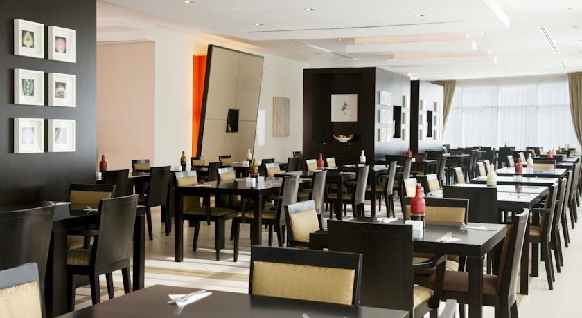 Holiday Inn Express Dubai Internet City — Дубаї, Об'єднані Арабські Емірати мініатюра 49
