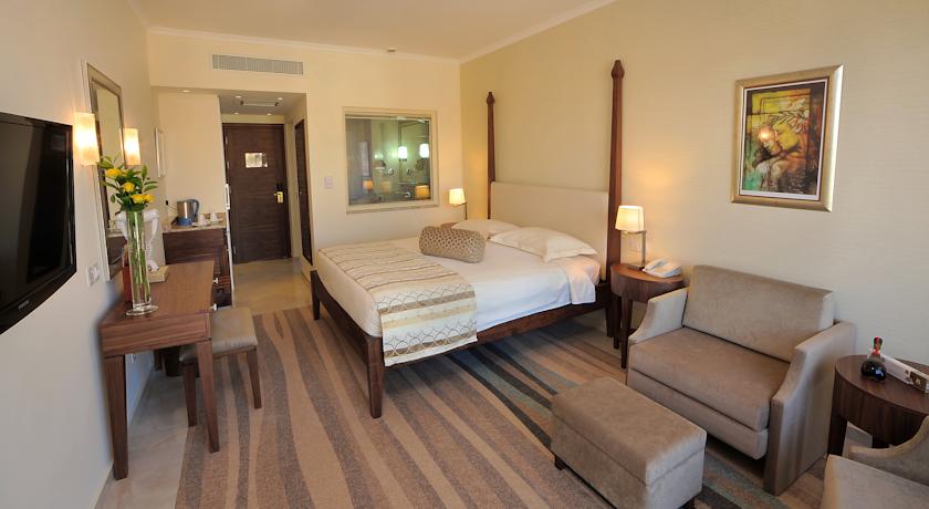 Alexander the Great Beach Hotel — Пафос, Кіпр мініатюра 77