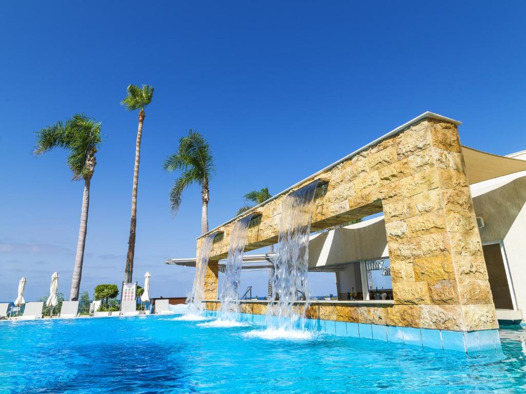 Alexander the Great Beach Hotel — Пафос, Кіпр мініатюра 108