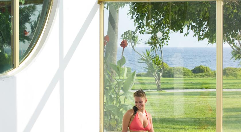 Imperial Island Resort — Пафос, Кіпр мініатюра 9