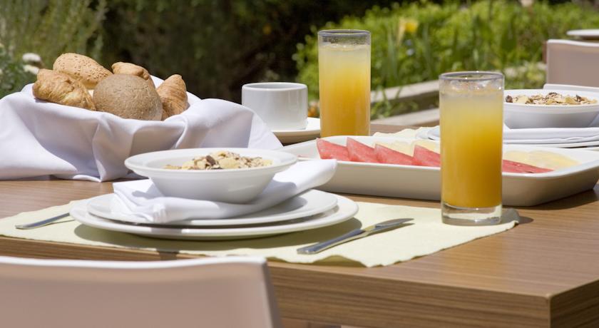 Venus Beach Hotel — Пафос, Кіпр мініатюра 8