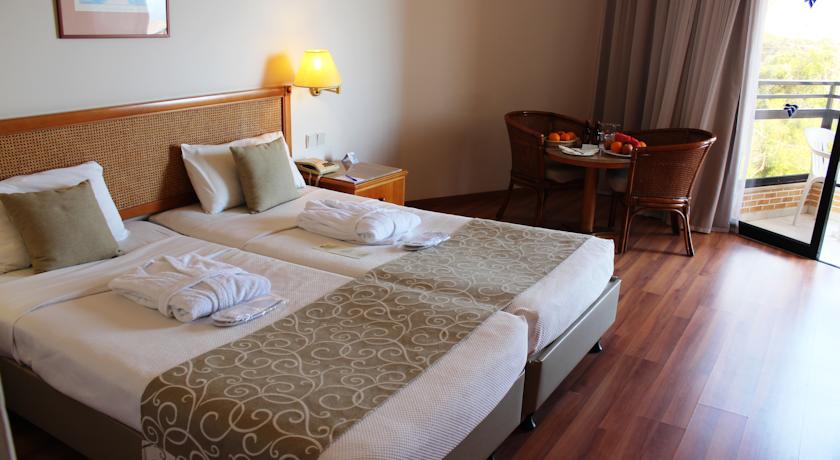 Venus Beach Hotel — Пафос, Кіпр мініатюра 17