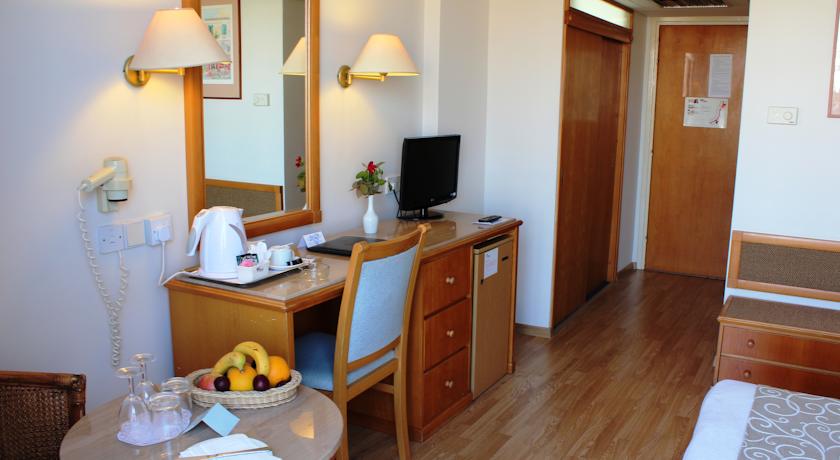 Venus Beach Hotel — Пафос, Кіпр мініатюра 38