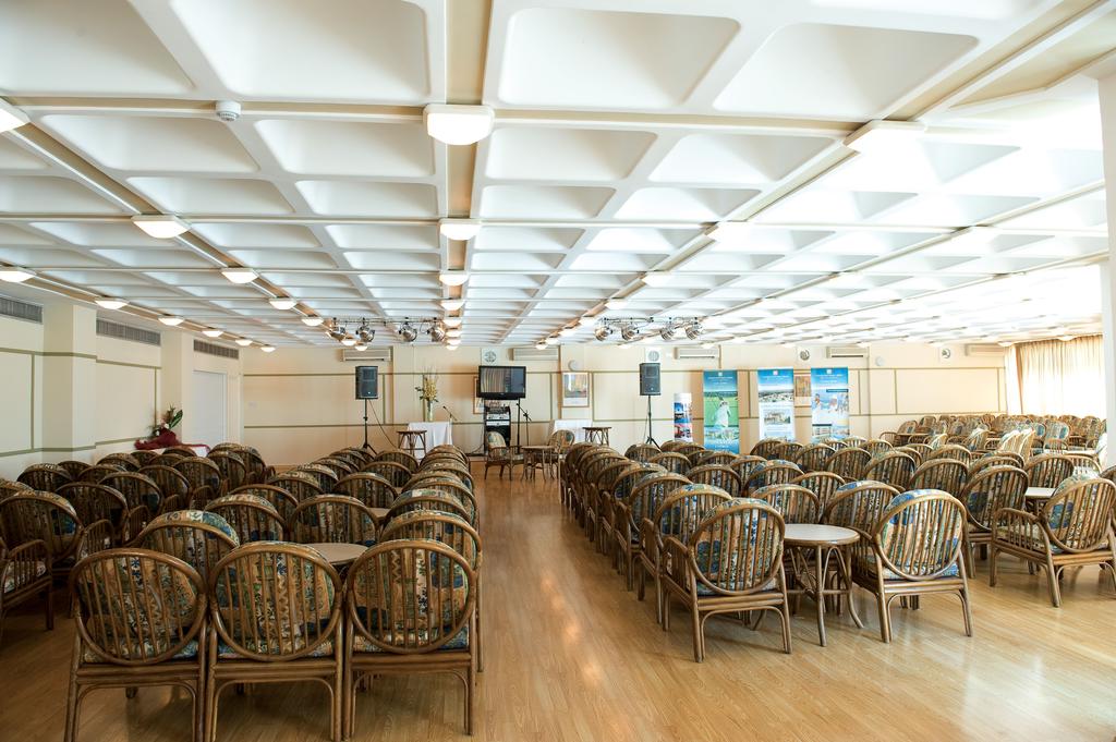 Constantinou Bros Athena Beach Hotel — Пафос, Кіпр мініатюра 28
