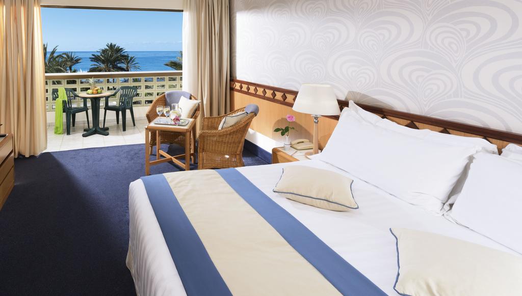 Constantinou Bros Athena Beach Hotel — Пафос, Кіпр мініатюра 45