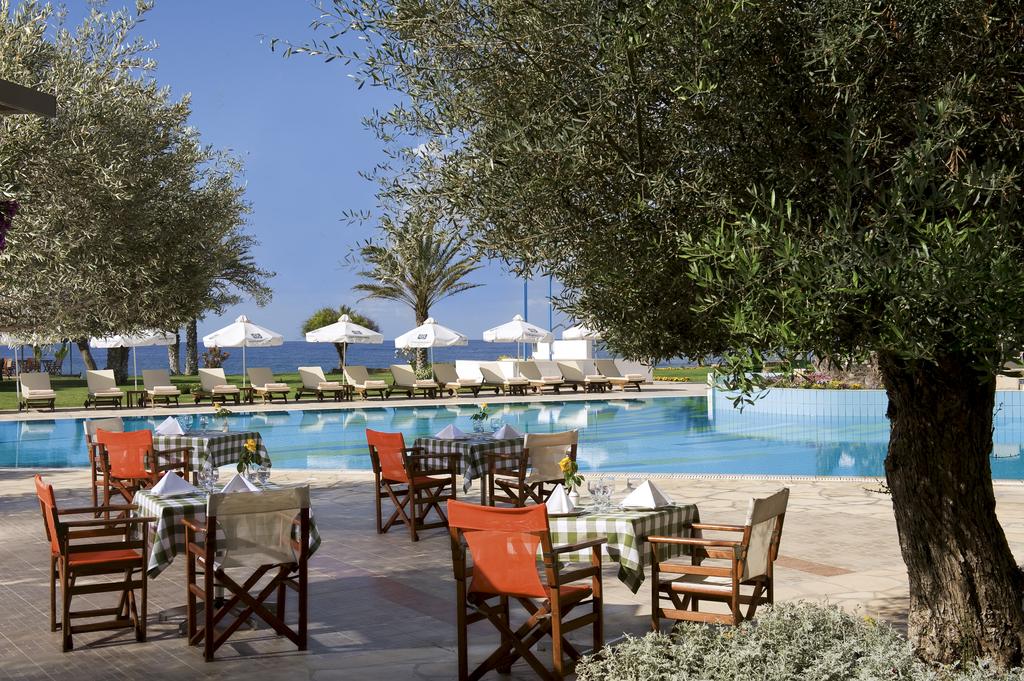 Constantinou Bros Athena Royal Beach Hotel — Пафос, Кіпр мініатюра 6