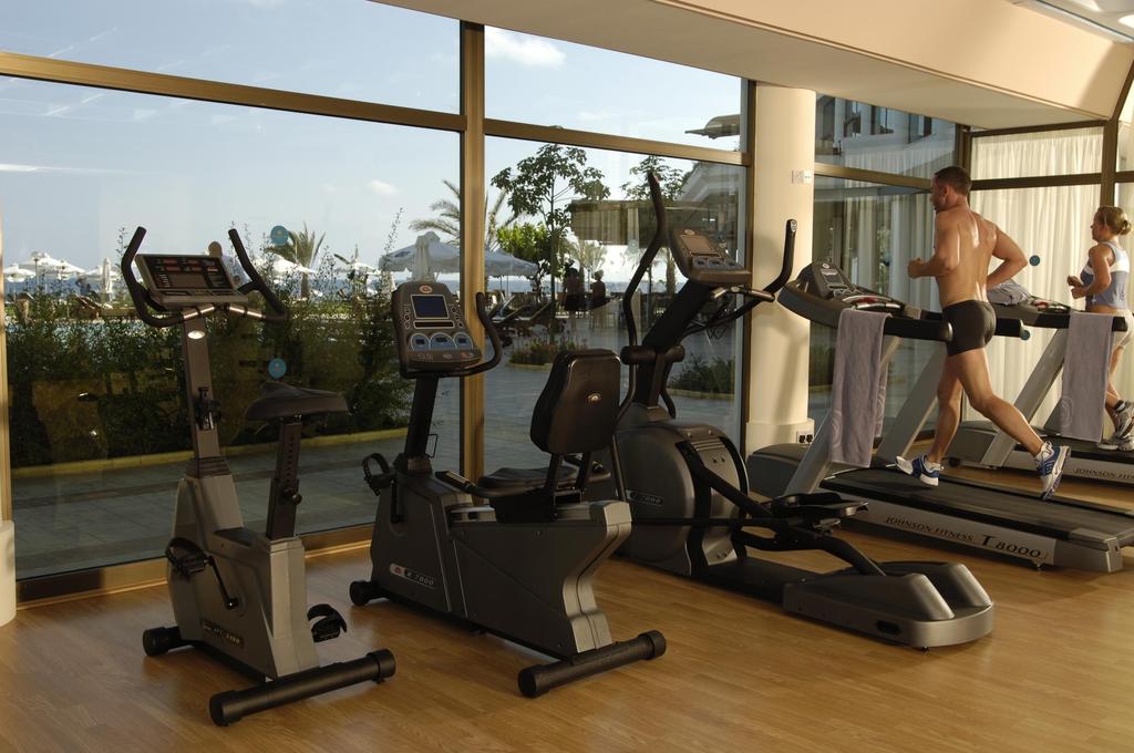 Constantinou Bros Athena Royal Beach Hotel — Пафос, Кіпр мініатюра 12