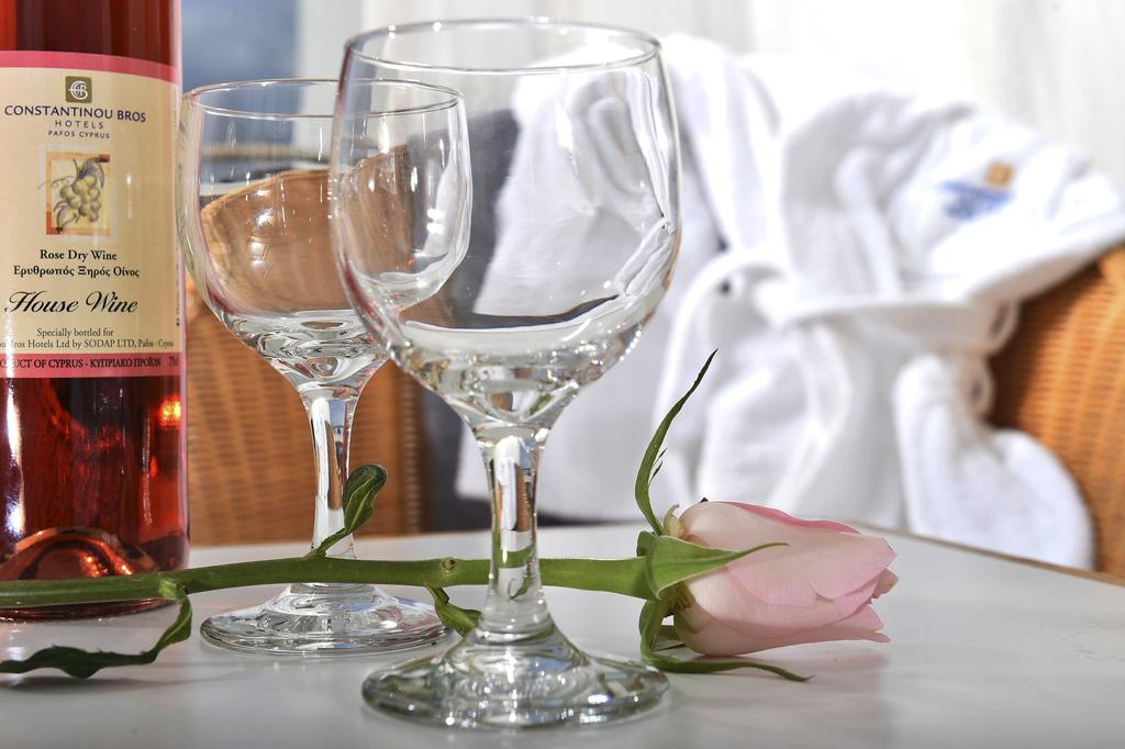 Constantinou Bros Athena Royal Beach Hotel — Пафос, Кіпр мініатюра 37