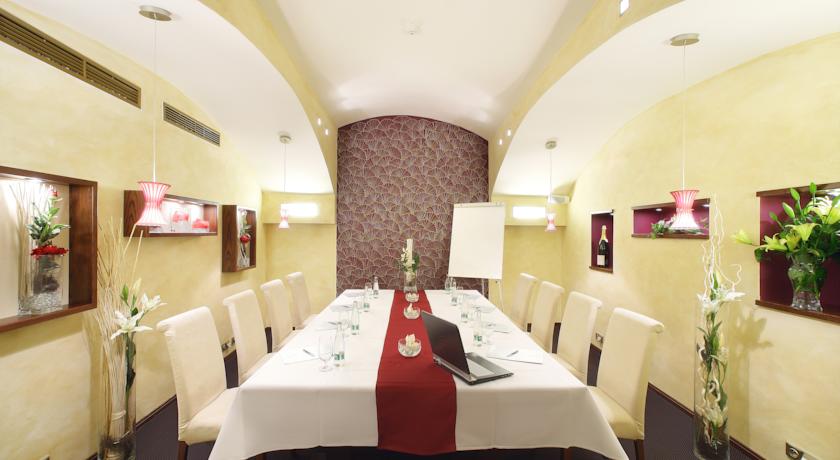 Adria Hotel Prague — Прага, Чехія мініатюра 44