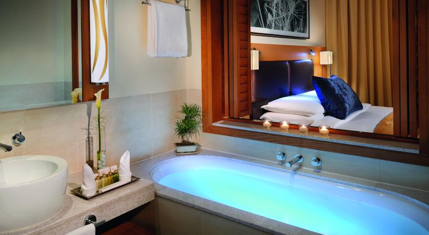 Movenpick Hotel Jumeirah Beach — Дубаї, Об'єднані Арабські Емірати мініатюра 104