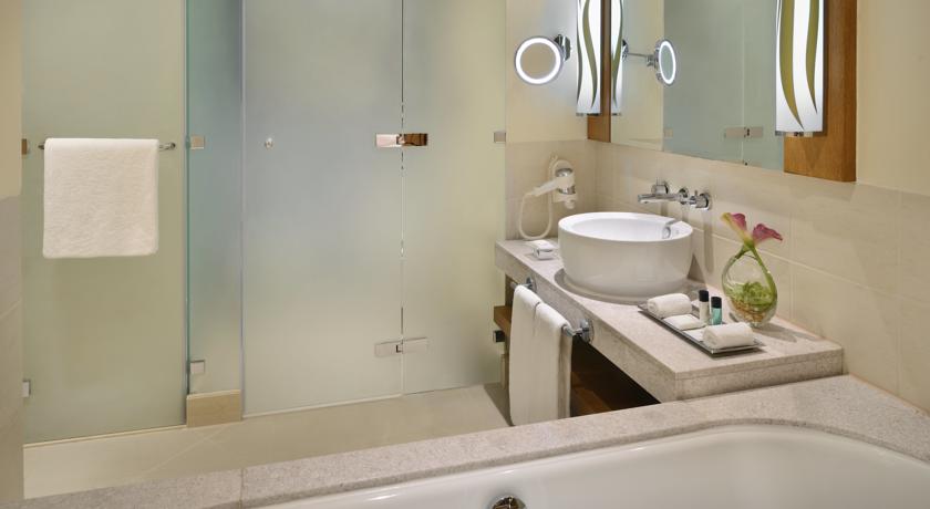 Movenpick Hotel Jumeirah Beach — Дубаї, Об'єднані Арабські Емірати мініатюра 109