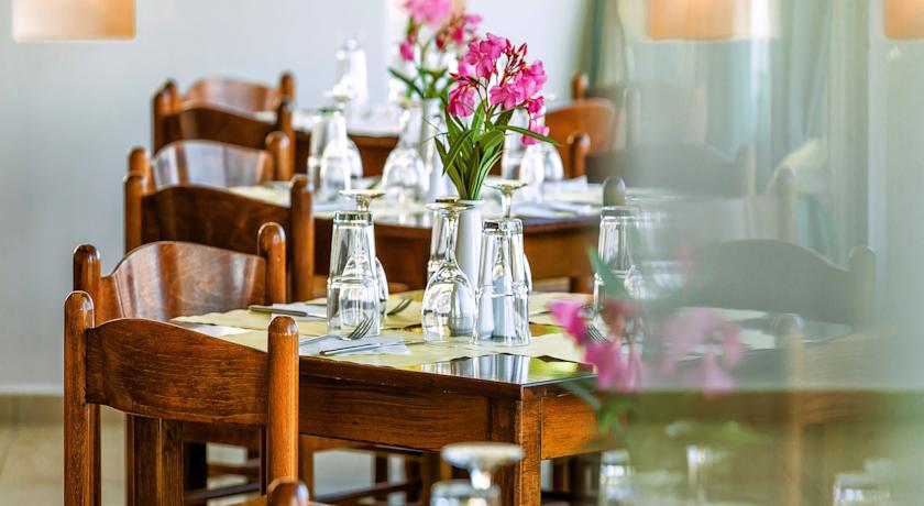 Xenios Dolphin Beach Hotel — Халкідікі, Греція мініатюра 6
