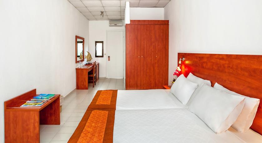 Xenios Dolphin Beach Hotel — Халкідікі, Греція мініатюра 28