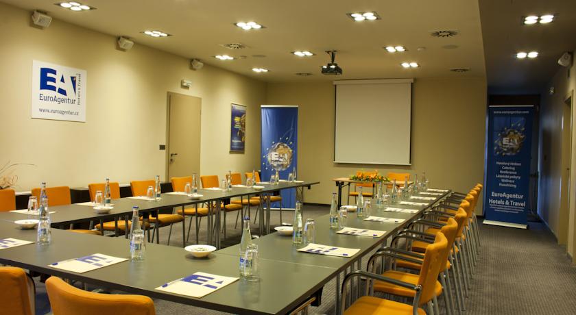 EA Hotel Crystal Palace — Прага, Чехія мініатюра 16