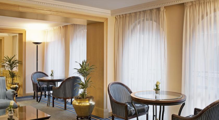 Grand Excelsior Hotel Deira — Дубаї, Об'єднані Арабські Емірати мініатюра 96