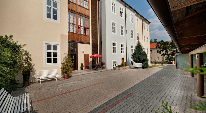 EA Hotel Jeleni dvur — Прага, Чехія мініатюра 13
