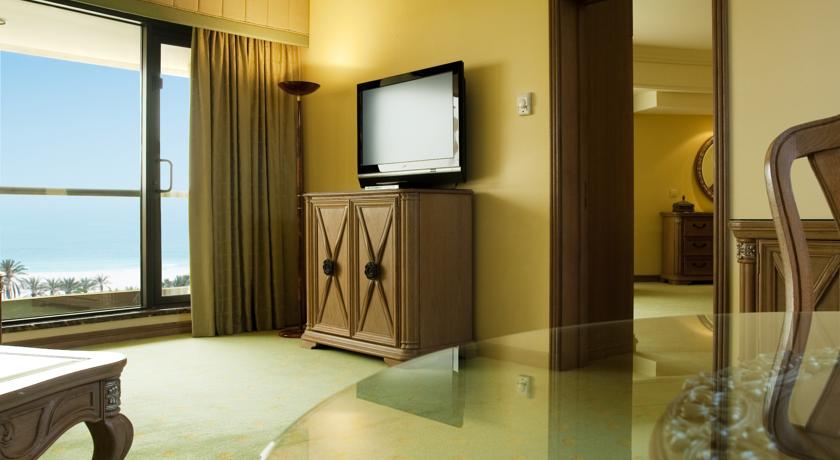 Le Royal Meridien Beach Resort & Spa — Дубаї, Об'єднані Арабські Емірати мініатюра 340