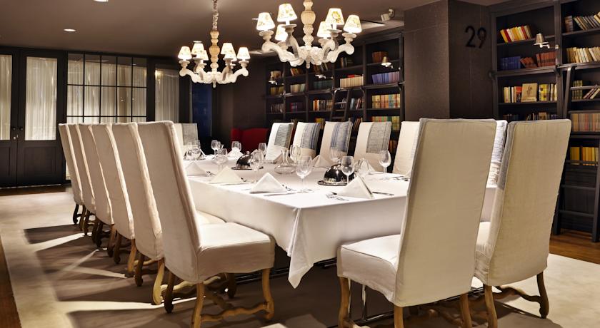Holiday Inn — Тбілісі, Грузія мініатюра 17