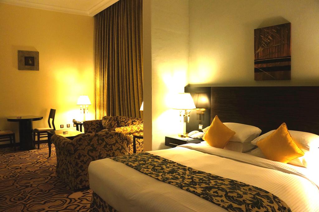 Sharjah Palace Hotel — Шарджа, Об'єднані Арабські Емірати мініатюра 13